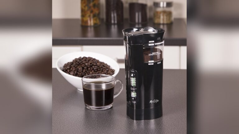How to Use a Mr Coffee Grinder?